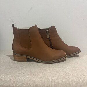 Aqua College Waterproof Chelsea Boots